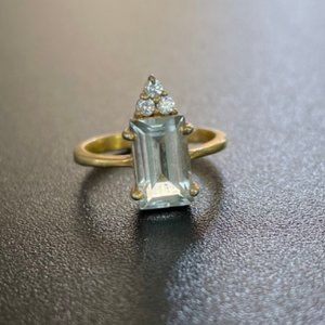 MIREYA GREEN AMETHYST RING (sz 6) - gold band